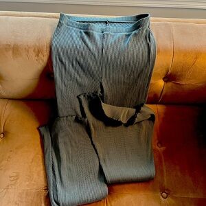 Aerie Ribbed High Waisted Super Flare Pants. Size Large (Long) Athletic Wide leg